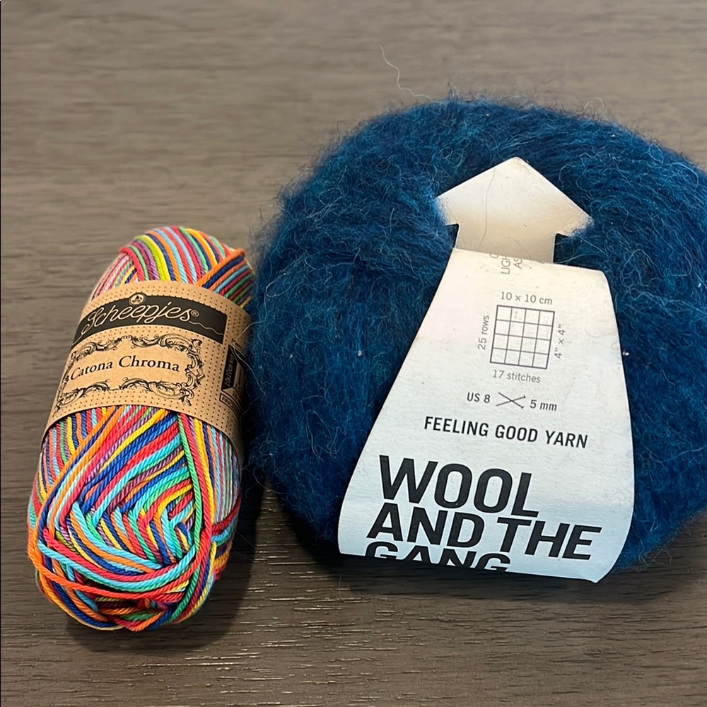 Blue Yarn Bundle - Picture 9 of 9